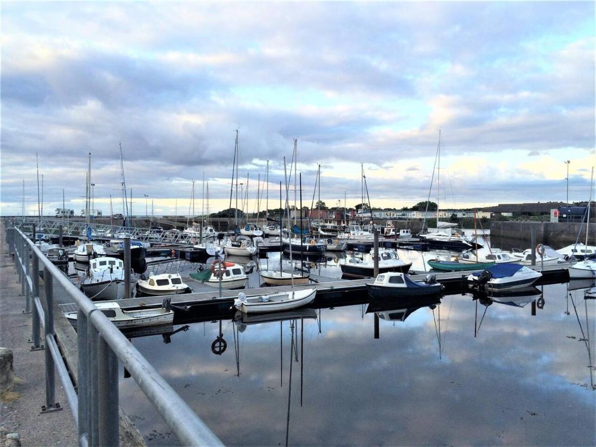 Luxury Apartment Near The Beach In Nairn Scotland Extérieur photo
